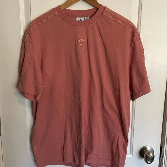 ADIDAS ORIGINALS
New Neutrals Logo Boyfriend T-shirt In Pink
Size Medium - Picture 3 of 7